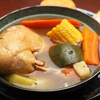 Caldo de Pollo
