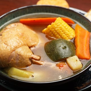 Caldo de Pollo
